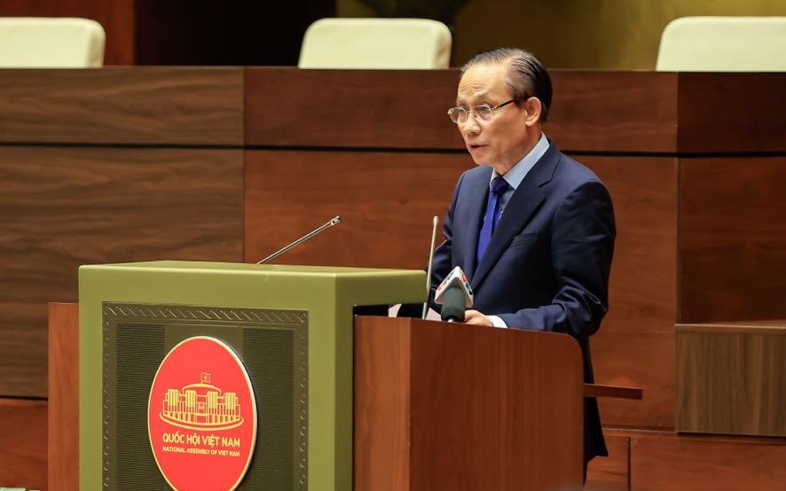 外交部部长黎怀忠简述越共十四大外交政策的主要内涵