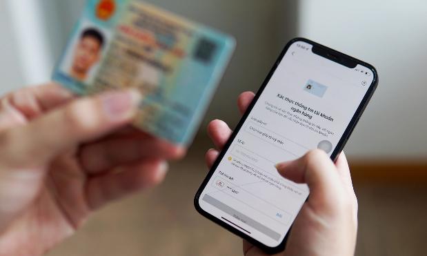 photo-1774860613129 photo-1774860613129