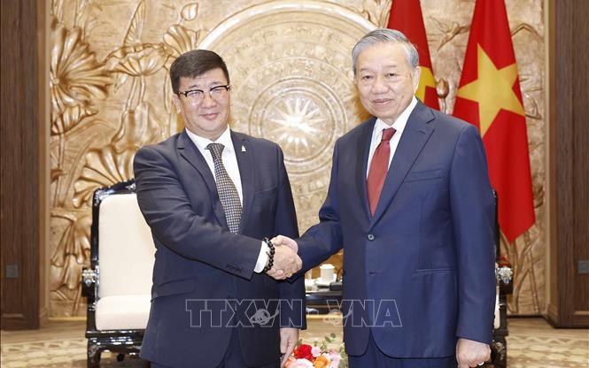 越共中央总书记、国家主席苏林：越南重视对蒙古的关系