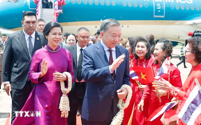 https://bcp.cdnchinhphu.vn/359255642496790528/2026/5/27/27-5-thailan-1779868320830708977743-60-0-573-820-crop-17798683237121035664693.png