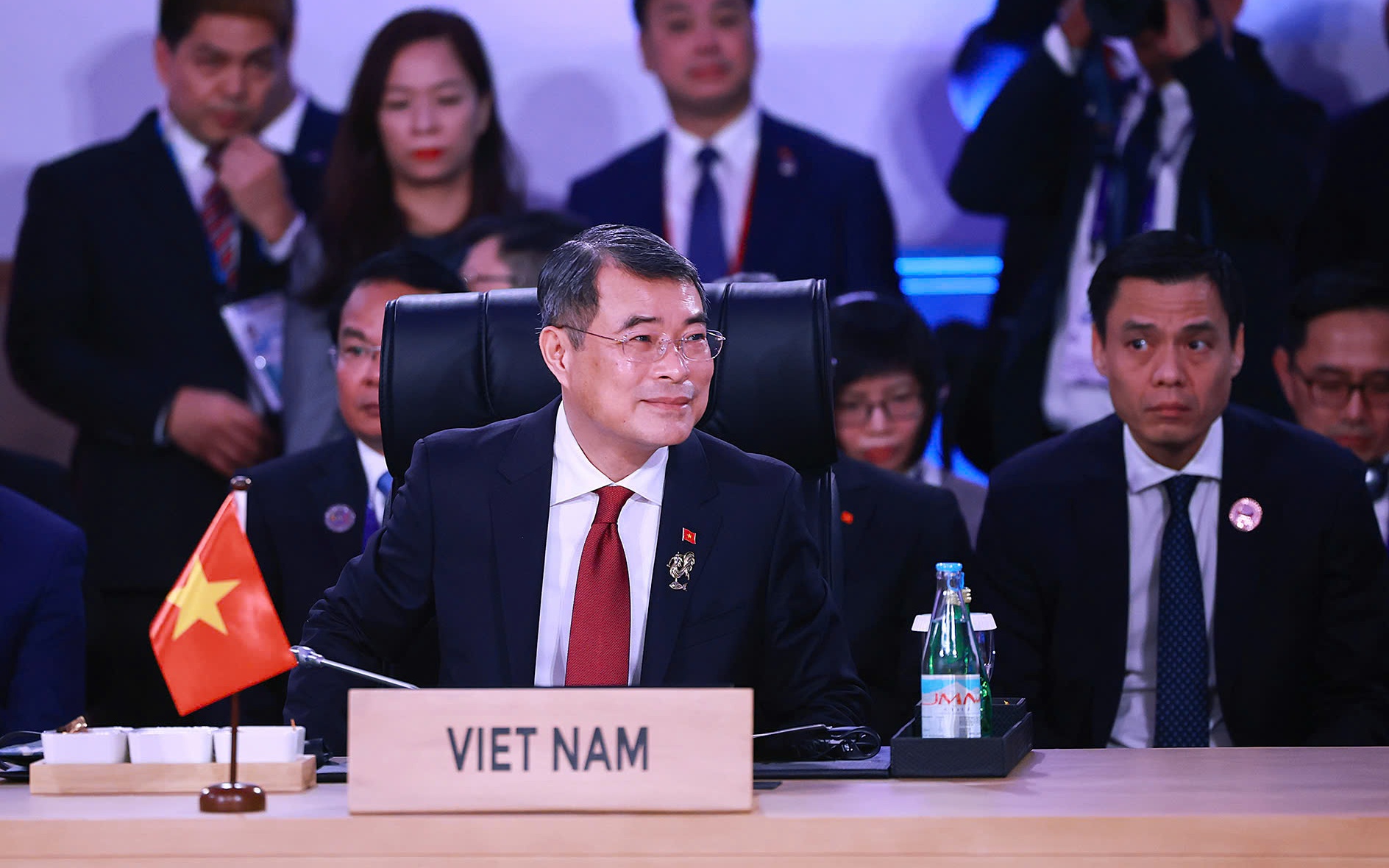 https://bcp.cdnchinhphu.vn/359255642496790528/2026/5/8/54834051164973405-1-1778229597979578293440-1778236283166144221522-43-0-1223-1888-crop-17782362923982055947630.jpg