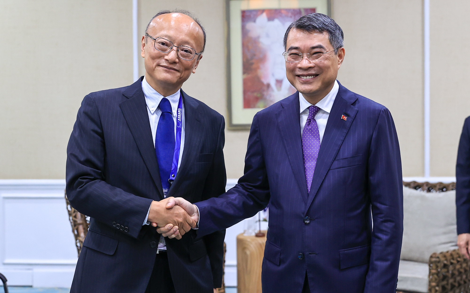https://bcp.cdnchinhphu.vn/359255642496790528/2026/5/8/img4999-1778155198930239351743-1778219799484218593193-24-0-1274-2000-crop-17782198037252035526175.jpg