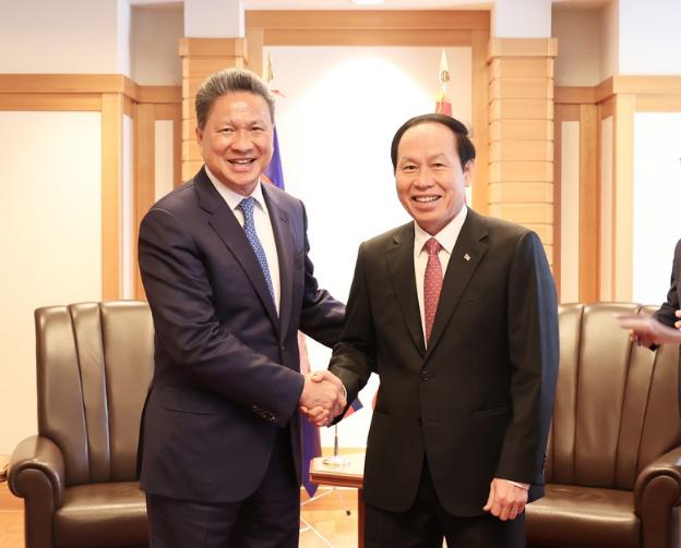 黎进珠副总理会见柬埔寨副总理孙占托- Ảnh 1.
