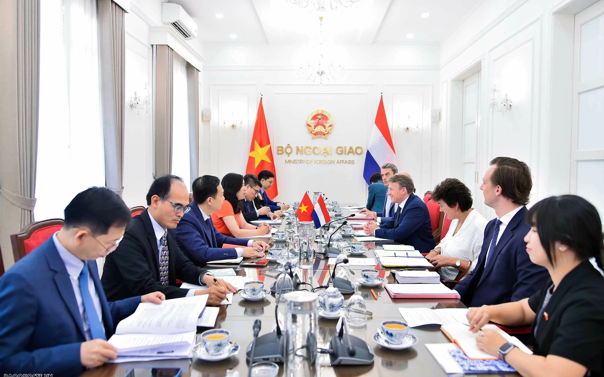 越南—荷兰外交部副部长级第二次政治磋商在越南举行