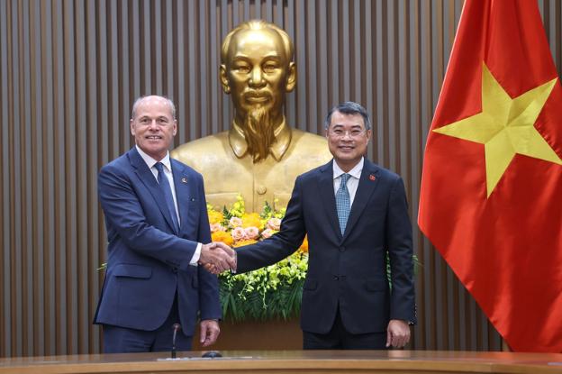 政府总理黎明兴会见加拿大驻越南大使- Ảnh 1.