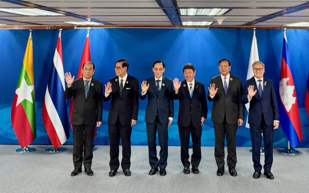https://bcp.cdnchinhphu.vn/359255642496790528/2026/7/23/22-7mekong-nb-1784775303724927166314-0-0-753-1205-crop-1784775375109226503821.jpg