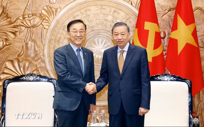 https://bcp.cdnchinhphu.vn/359255642496790528/2026/7/31/31-7-lam-1785467237633960866073-103-0-616-820-crop-1785467240600488985991.png