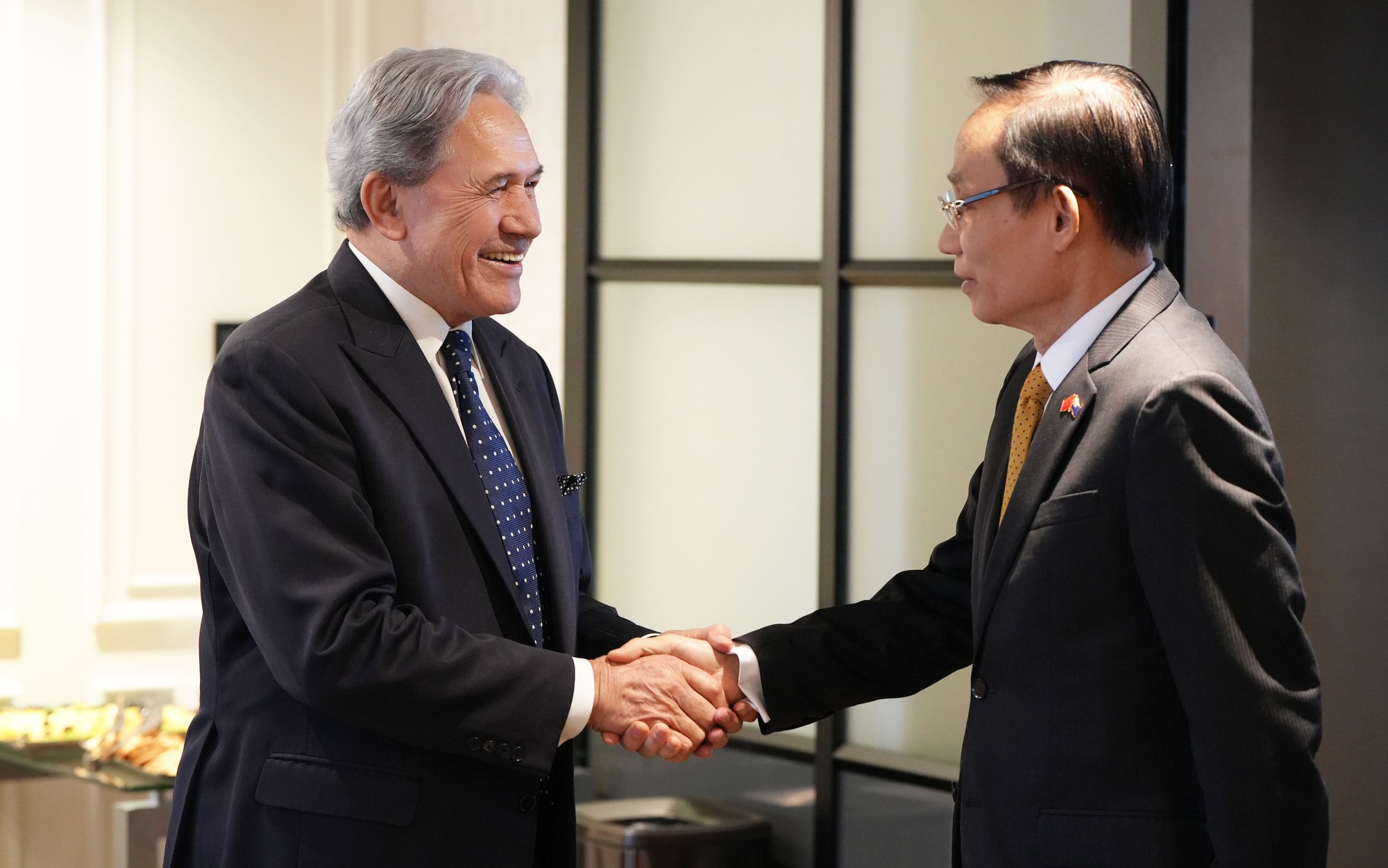 https://bcp.cdnchinhphu.vn/359255642496790528/2026/8/14/14-8trung-178666245648521687994-77-0-1327-2000-crop-1786662534905787543992.jpg