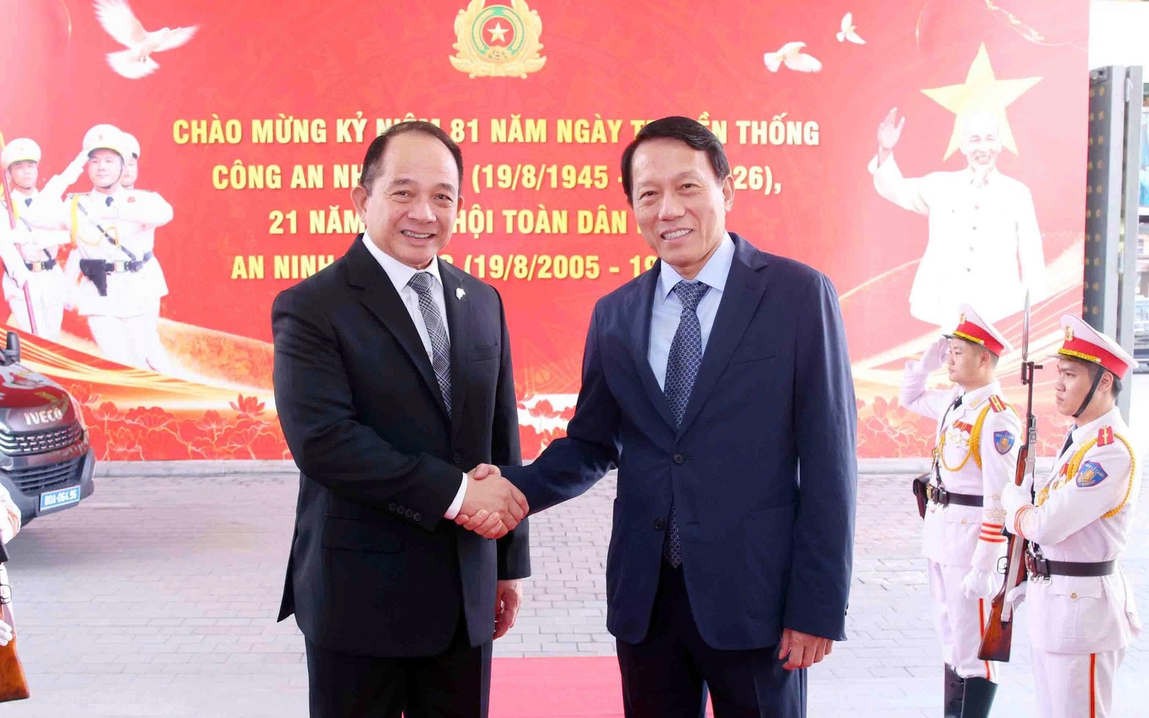 https://bcp.cdnchinhphu.vn/359255642496790528/2026/8/21/21-8quang1-1787306213228669609677-0-0-1045-1672-crop-17873062830041520974065.jpg