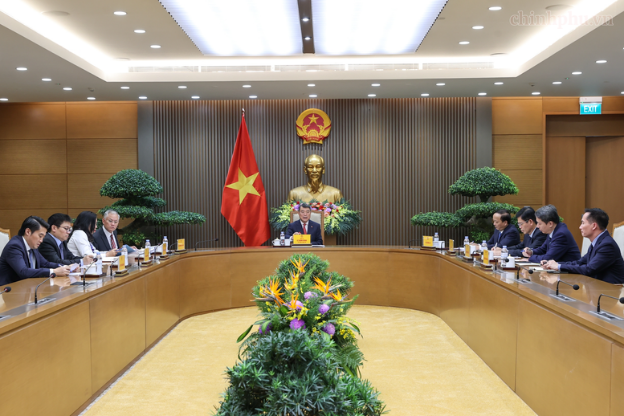 越南政府总理黎明兴同德国总理弗里德里希·默茨通电话- Ảnh 2.