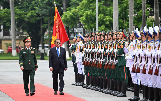 https://bcp.cdnchinhphu.vn/359255642496790528/2026/8/6/photo-1786010447025-1786010447348871714481-23-0-452-686-crop-1786010532817656345531.png