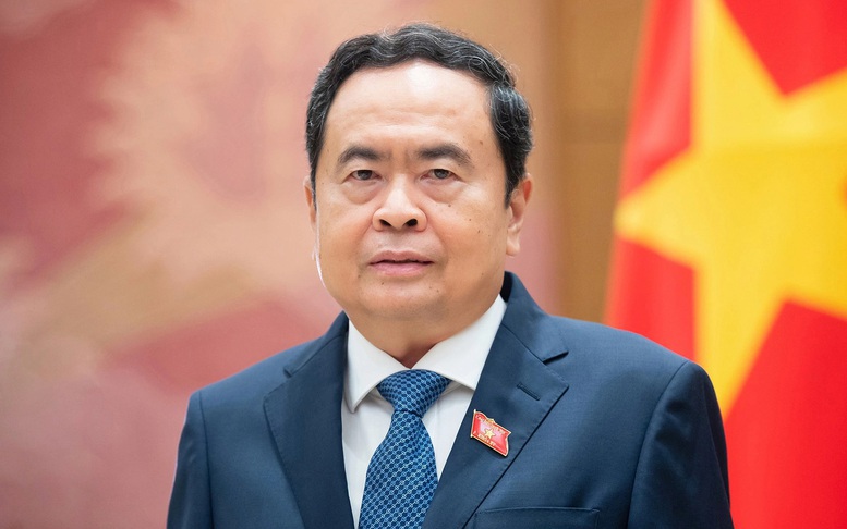 越南国会主席陈青敏与夫人将对韩国和蒙古国进行正式访问