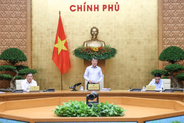 越南政府总理黎明兴主持召开2026年8月份政府定期会议:完成全年任务的冲刺期- Ảnh 2.