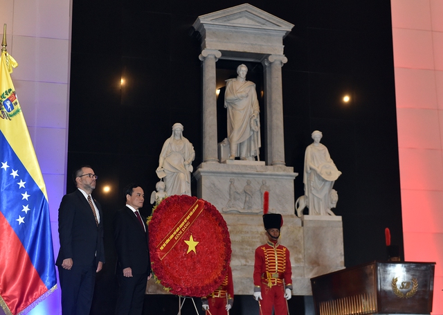 Chùm ảnh: Phó Thủ tướng Trần Lưu Quang thăm chính thức Venezuela- Ảnh 14.
