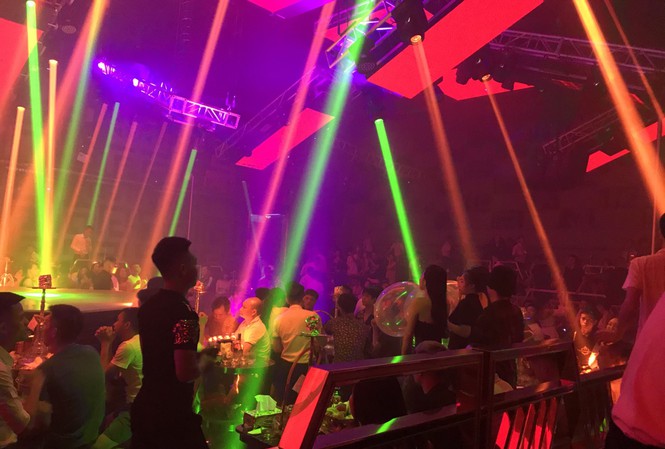 Màn hình Led karaoke quán bar  LED Đại Nam  Phân Phối Màn Hình Led  Màn  Hình Tương Tác
