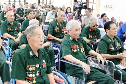 Bộ Nội vụ trả lời kiến nghị cử tri về quy định chi tiết và biện pháp thi hành Pháp lệnh Ưu đãi người có công với cách mạng