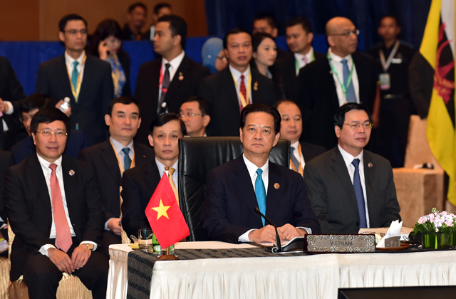 Hội nghị Cấp cao ASEAN: Hội nghị Cấp cao ASEAN đã trở thành diễn đàn toàn cầu đối với các vấn đề chính trị và kinh tế của khu vực Đông Nam Á. Từ việc giải quyết các tranh chấp lãnh thổ đến việc xây dựng mối quan hệ kinh tế mạnh mẽ, ASEAN là người đi đầu trong việc đưa ra các giải pháp phù hợp. Để hiểu thêm về các vấn đề được thảo luận trong hội nghị, hãy xem hình ảnh liên quan đến sự kiện này.