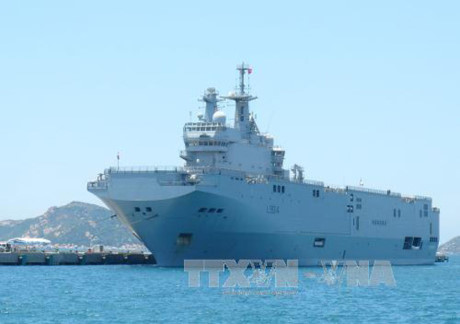 Tàu Hải quân Pháp thăm Việt Nam