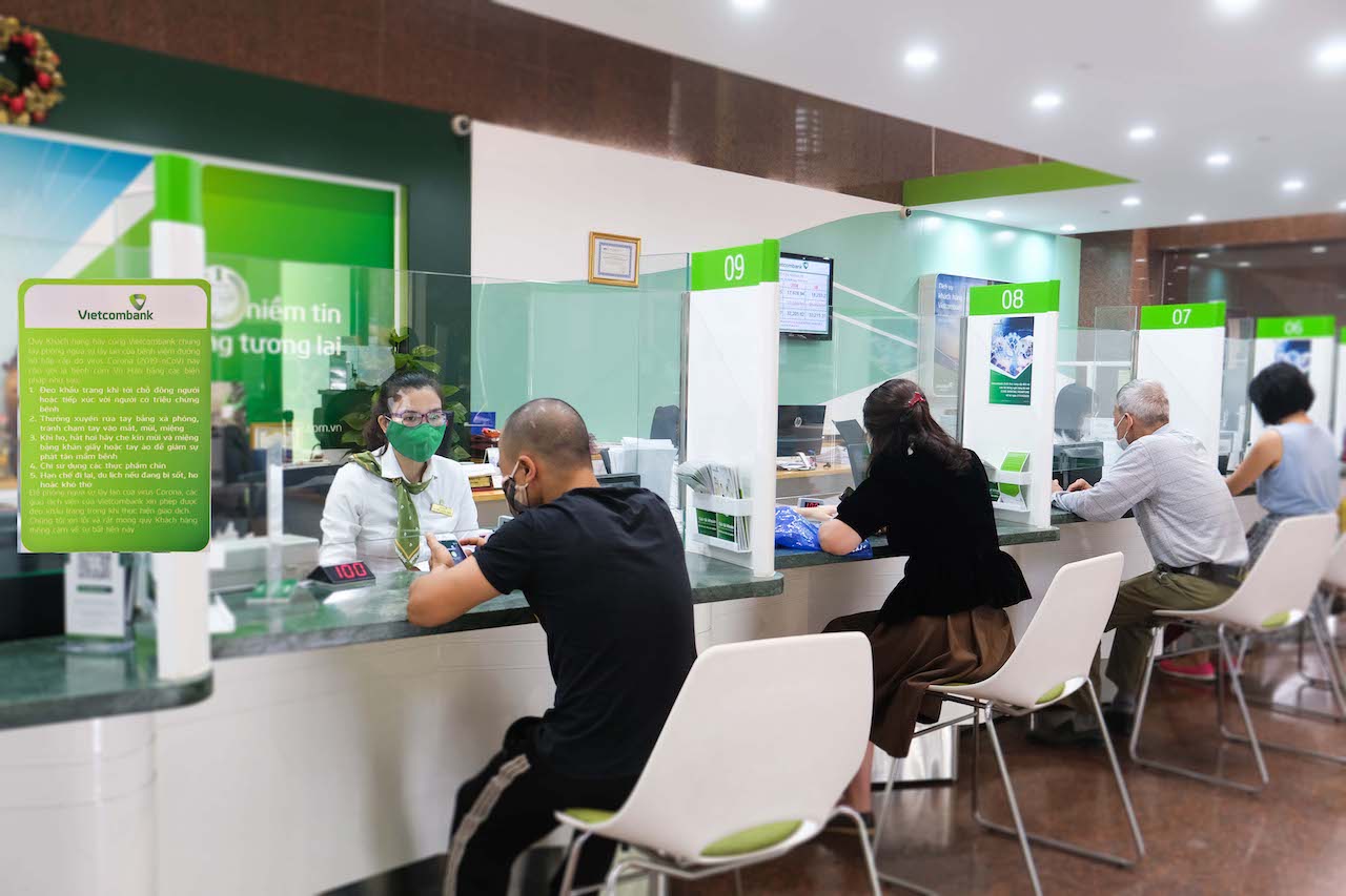 Vietcombank là một trong những ngân hàng uy tín và cung cấp dịch vụ đầy đủ nhất tại Việt Nam. Hãy xem hình ảnh liên quan để có thêm thông tin về các sản phẩm và dịch vụ của Vietcombank, giúp bạn kiểm soát tài chính hiệu quả hơn.