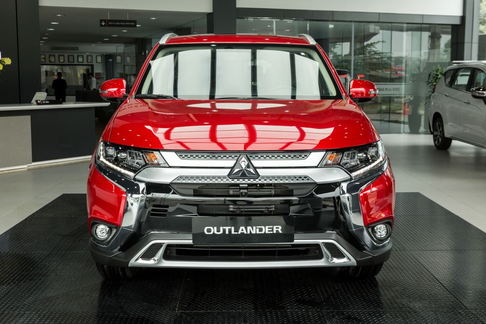 Các dòng xe ôtô Mitsubishi nhập khẩu Thái Lan Indonesia  Giá xe