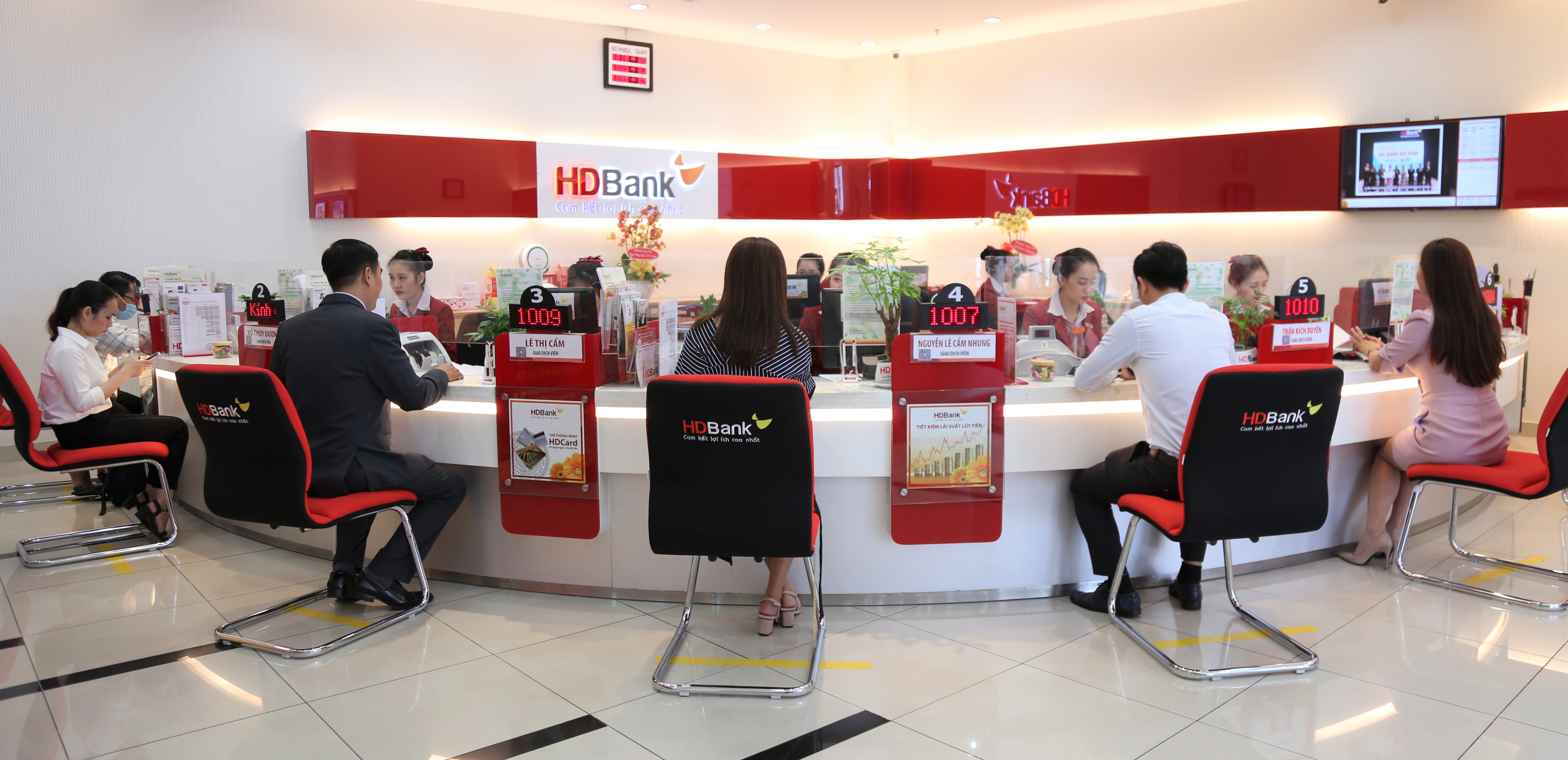 HDBank ưu đãi lãi suất cho doanh nghiệp gửi tiết kiệm online