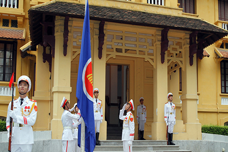 Flag hoisting ceremony marks ASEAN’s 48th anniversary