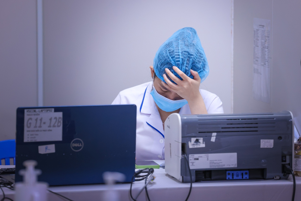 Longform: Những “màu đỏ không Tết” do sốt xuất huyết Dengue và cuộc chiến giành lại mùa xuân- Ảnh 9. Longform: Những “màu đỏ không Tết” do sốt xuất huyết Dengue và cuộc chiến giành lại mùa xuân- Ảnh 9.