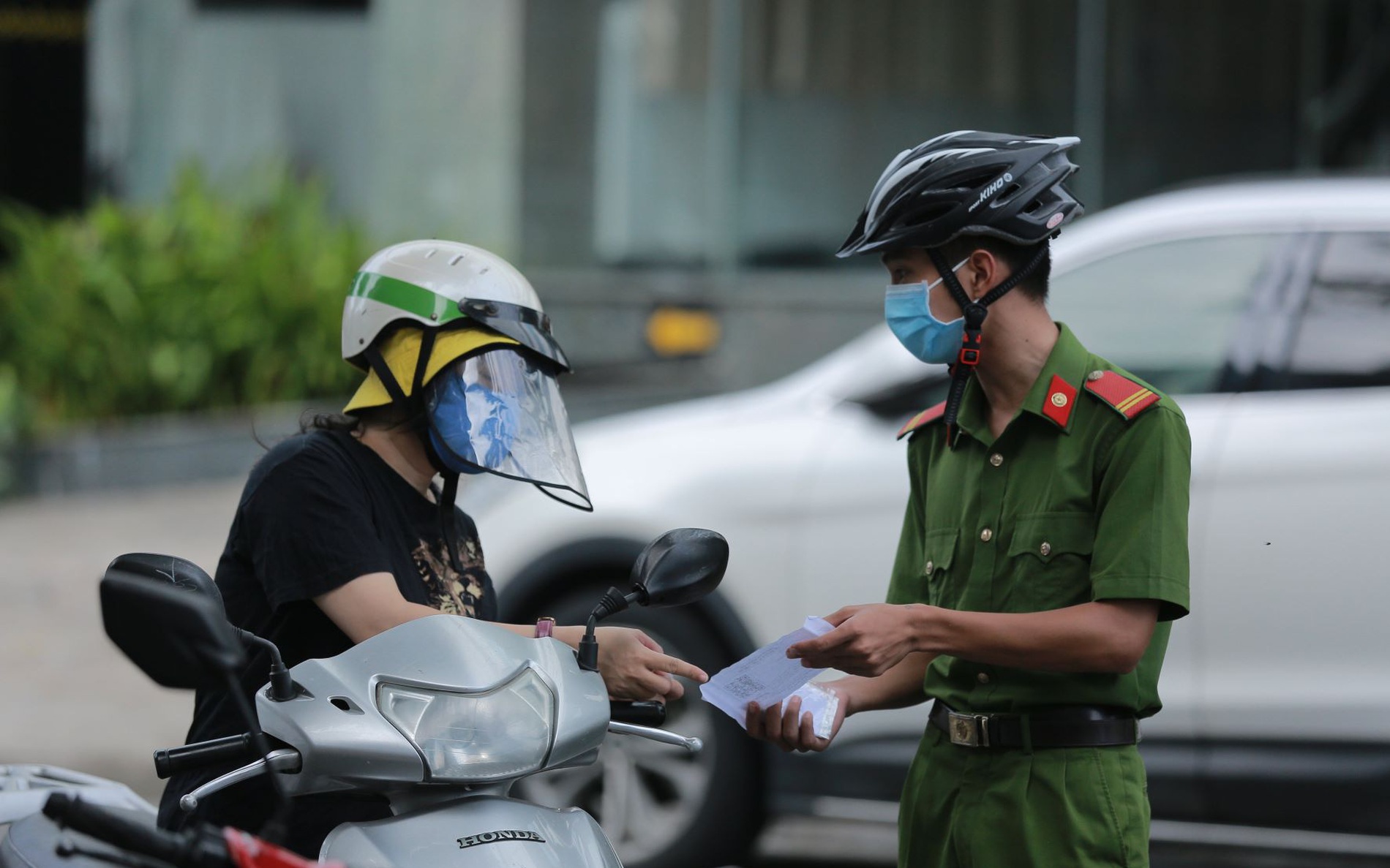 Đà Nẵng: Chuyển đổi số từ việc cấp giấy đi đường có mã QR
