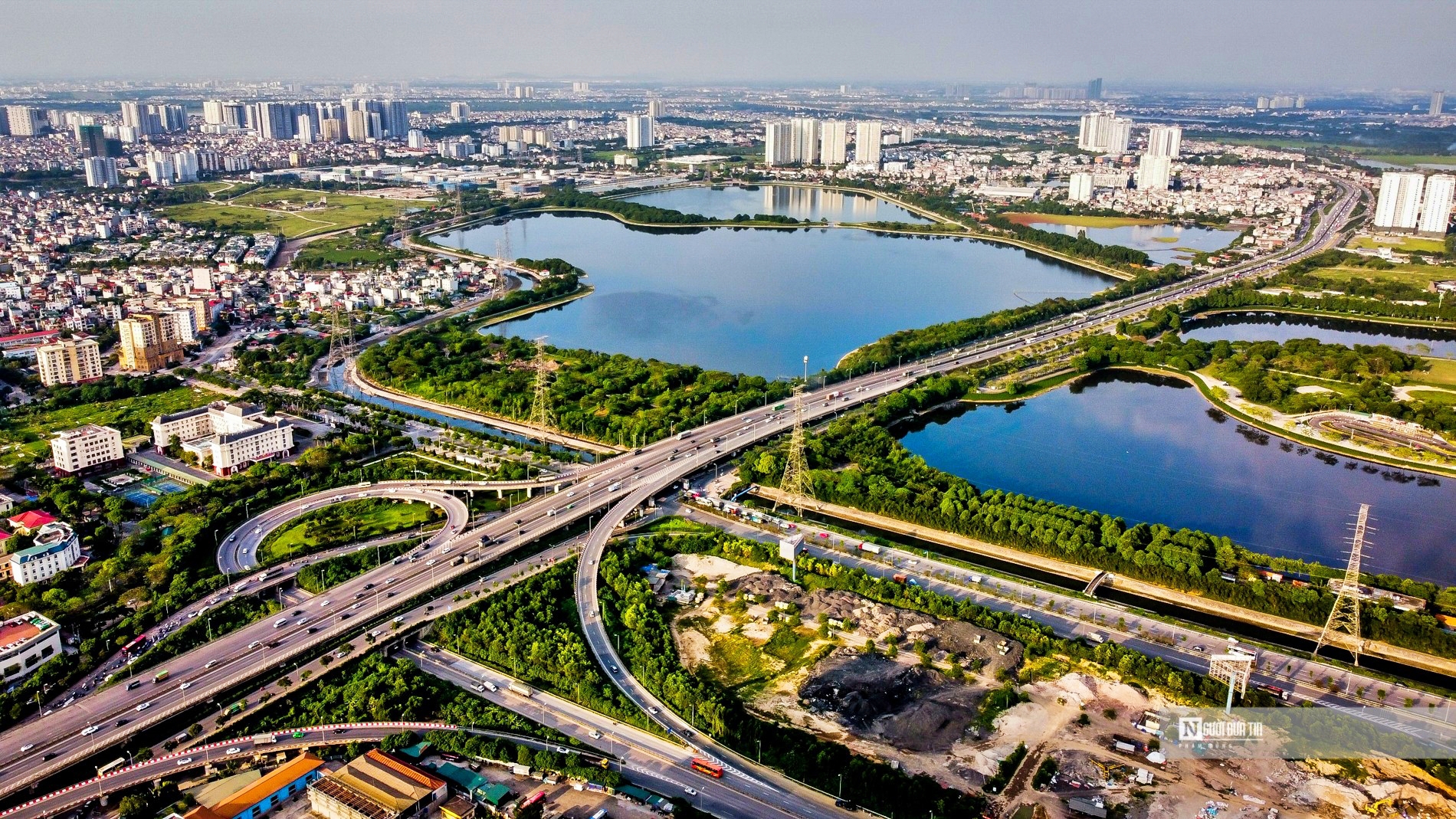 Tăng cường đầu tư công giúp Việt Nam duy trì đà tăng trưởng kinh tế