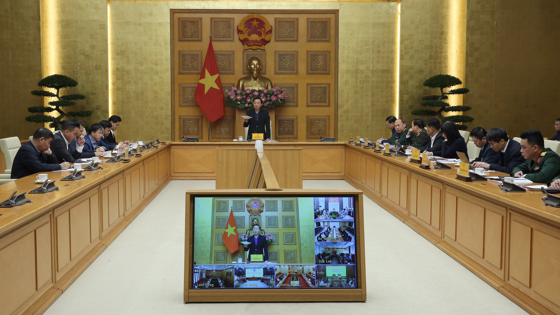 ‘Gồng mình’, nỗ lực vượt qua, khắc phục hậu quả của đợt mưa lũ vừa qua