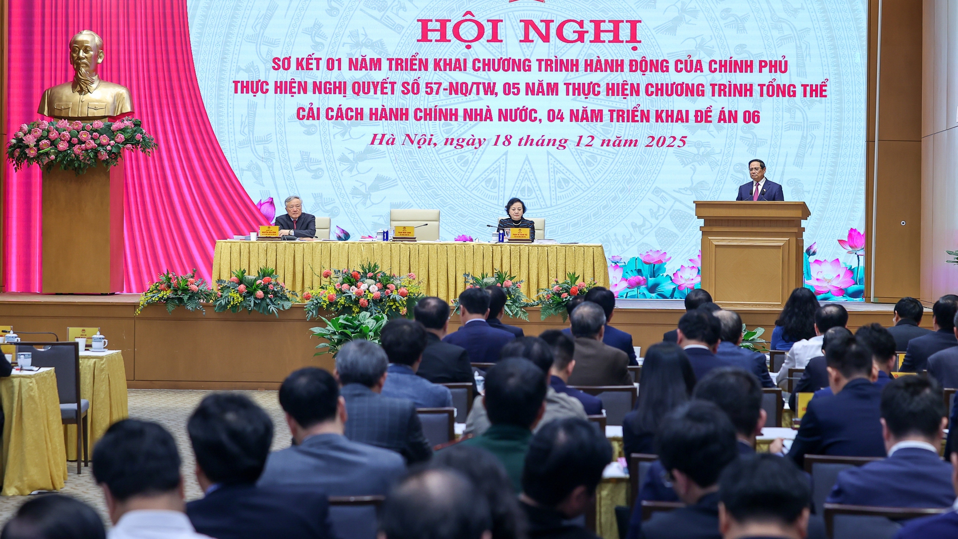 Đẩy mạnh đột phá phát triển khoa học công nghệ, đổi mới sáng tạo