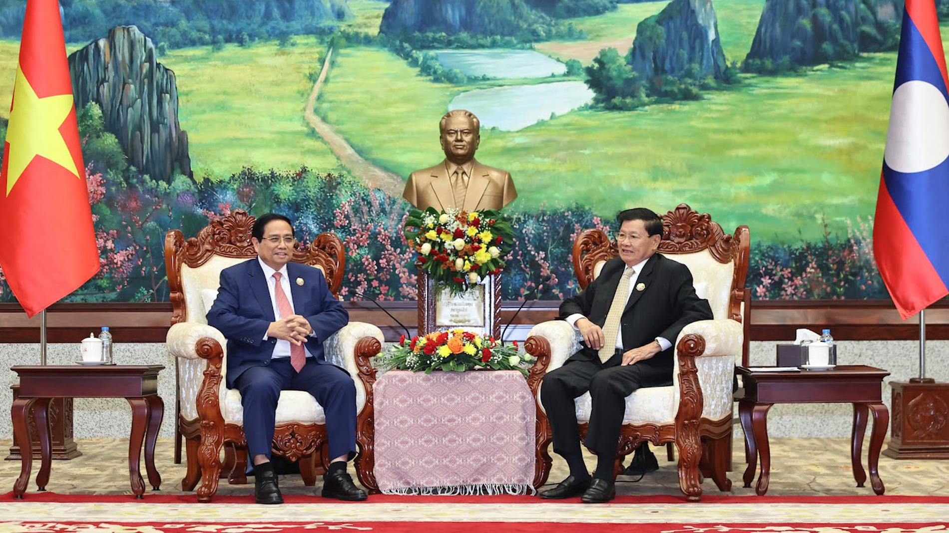 Quan hệ vĩ đại Việt Nam – Lào phát triển ngày càng sâu sắc