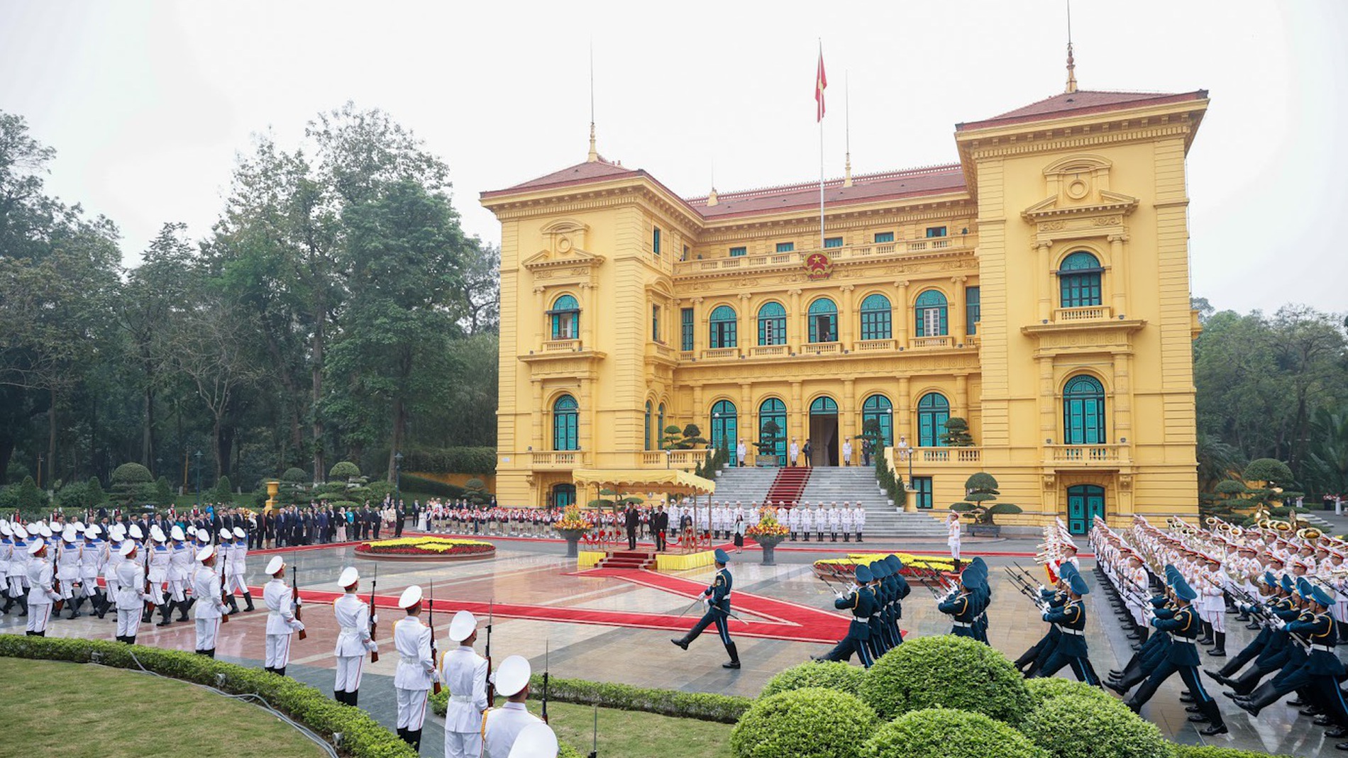 Lễ đón Thủ tướng Cộng hòa Singapore cùng phu nhân thăm chính thức Việt Nam