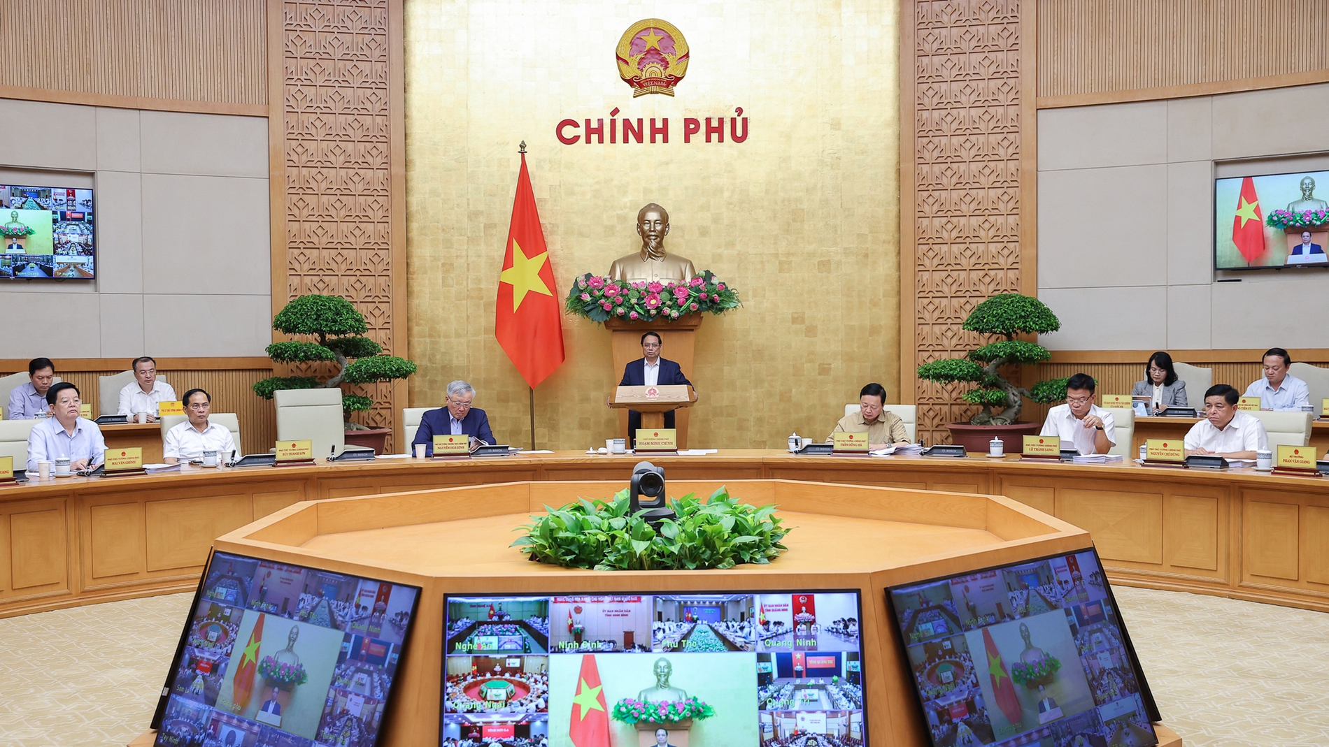GDP 6 tháng tăng cao nhất cùng kỳ trong gần 20 năm