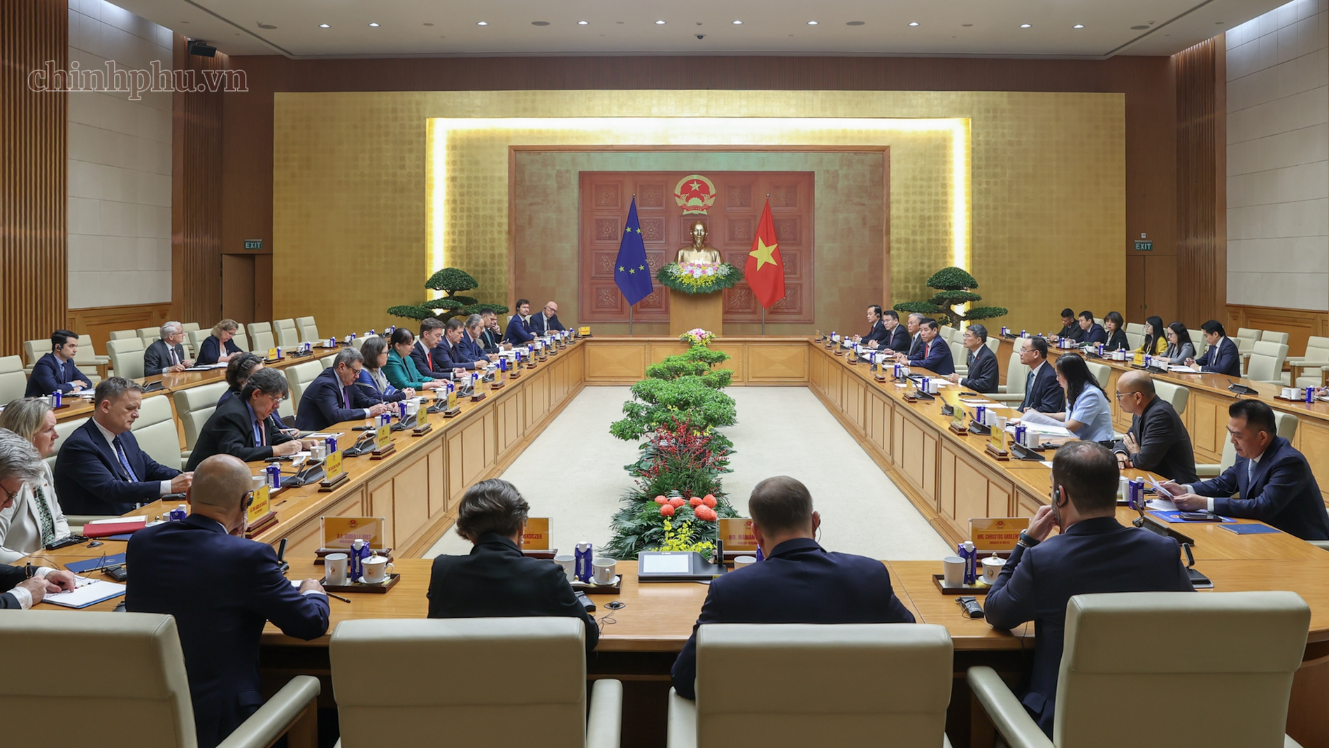 Thủ tướng Lê Minh Hưng tiếp Đại sứ, Đại biện các nước thành viên EU