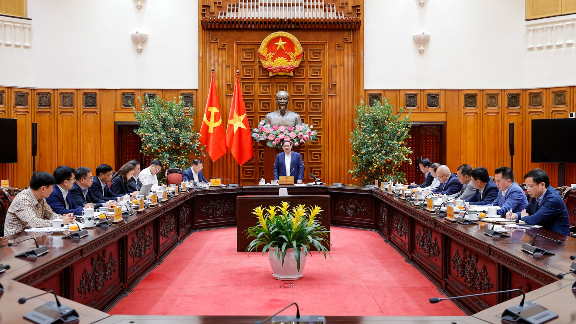 Thủ tướng: Không để thiếu năng lượng trong bất kỳ hoàn cảnh nào