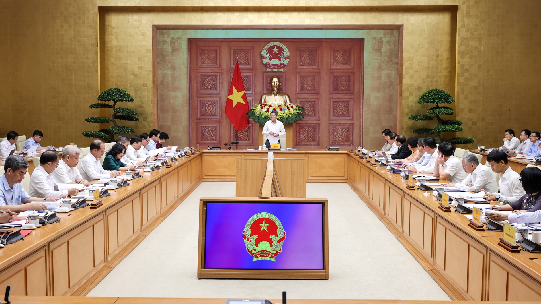 Đổi mới mạnh mẽ cách thức xử lý công việc, bảo đảm nhanh, kịp thời, hiệu quả