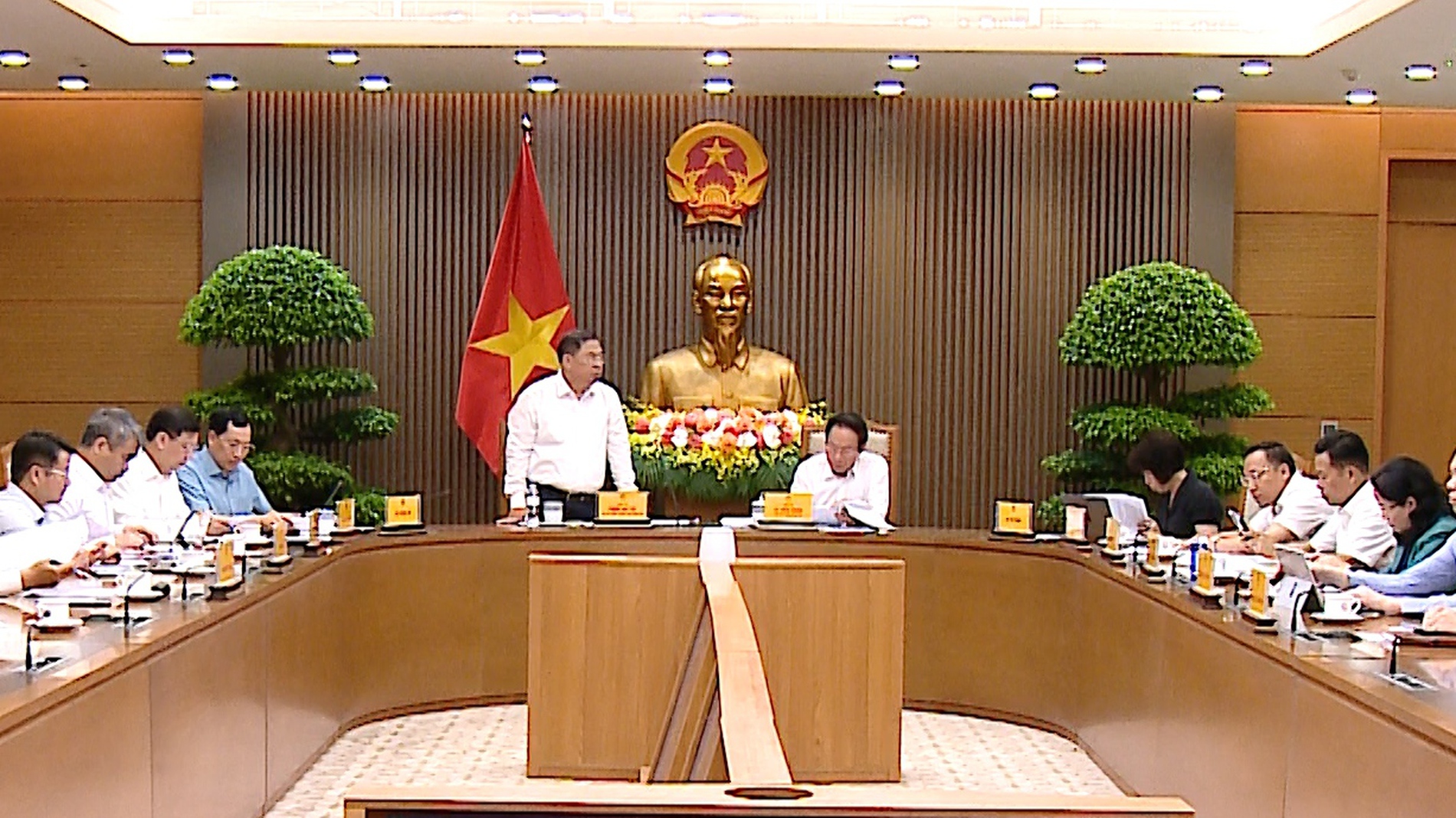 Hoàn thiện Nghị định triển khai cơ chế đặc thù về phát triển năng lượng giai đoạn 2026-2030
