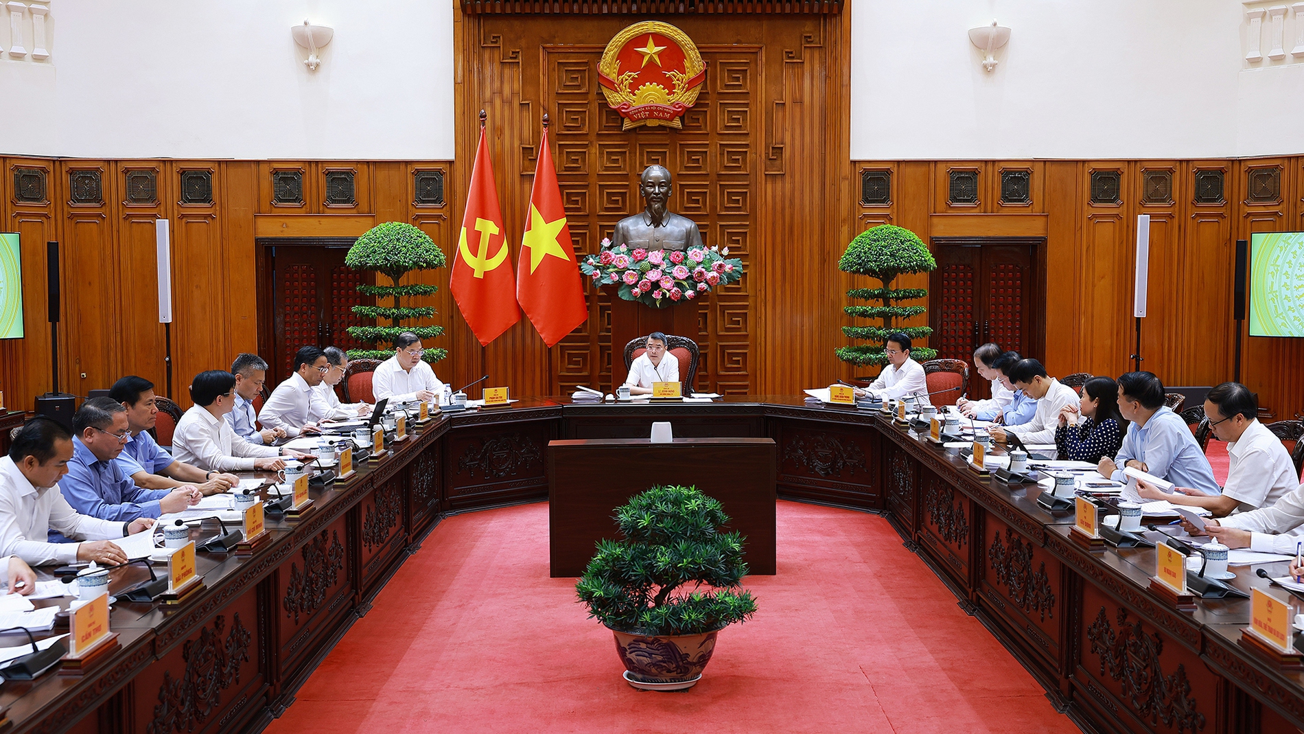 Thu hồi tài sản bị chiếm đoạt, thất thoát trong các vụ án bảo đảm quyền, lợi ích hợp pháp