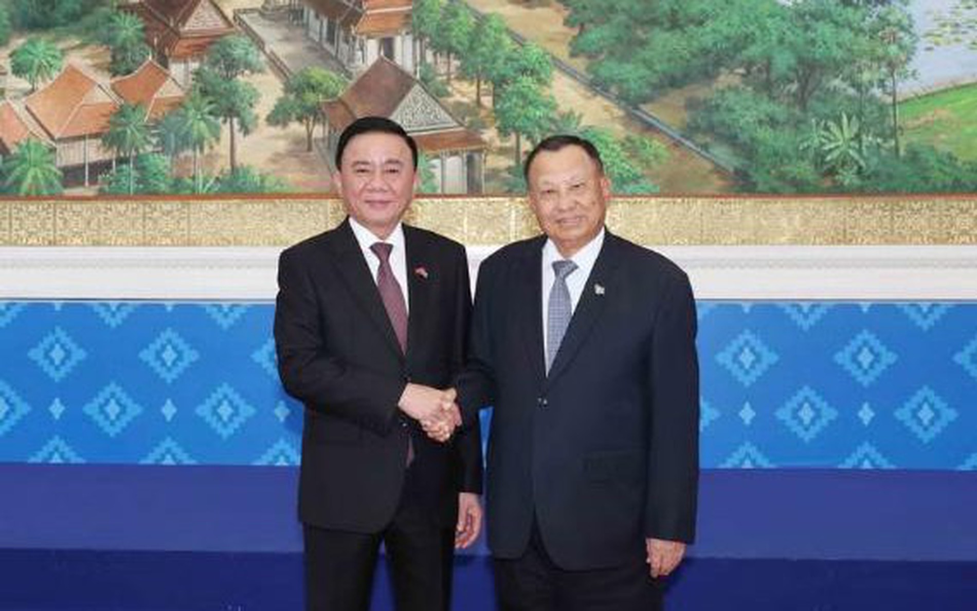 越南柬埔寨不断巩固政治互信