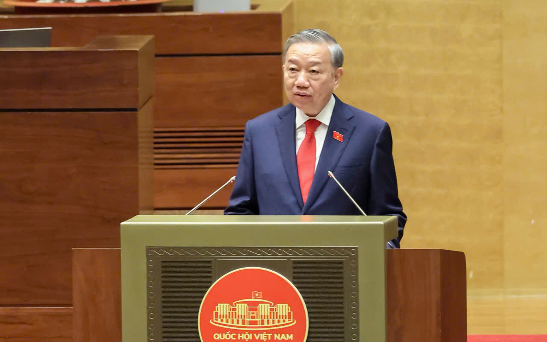 越共中央总书记、国家主席苏林：让人民享受发展成果是最高目标