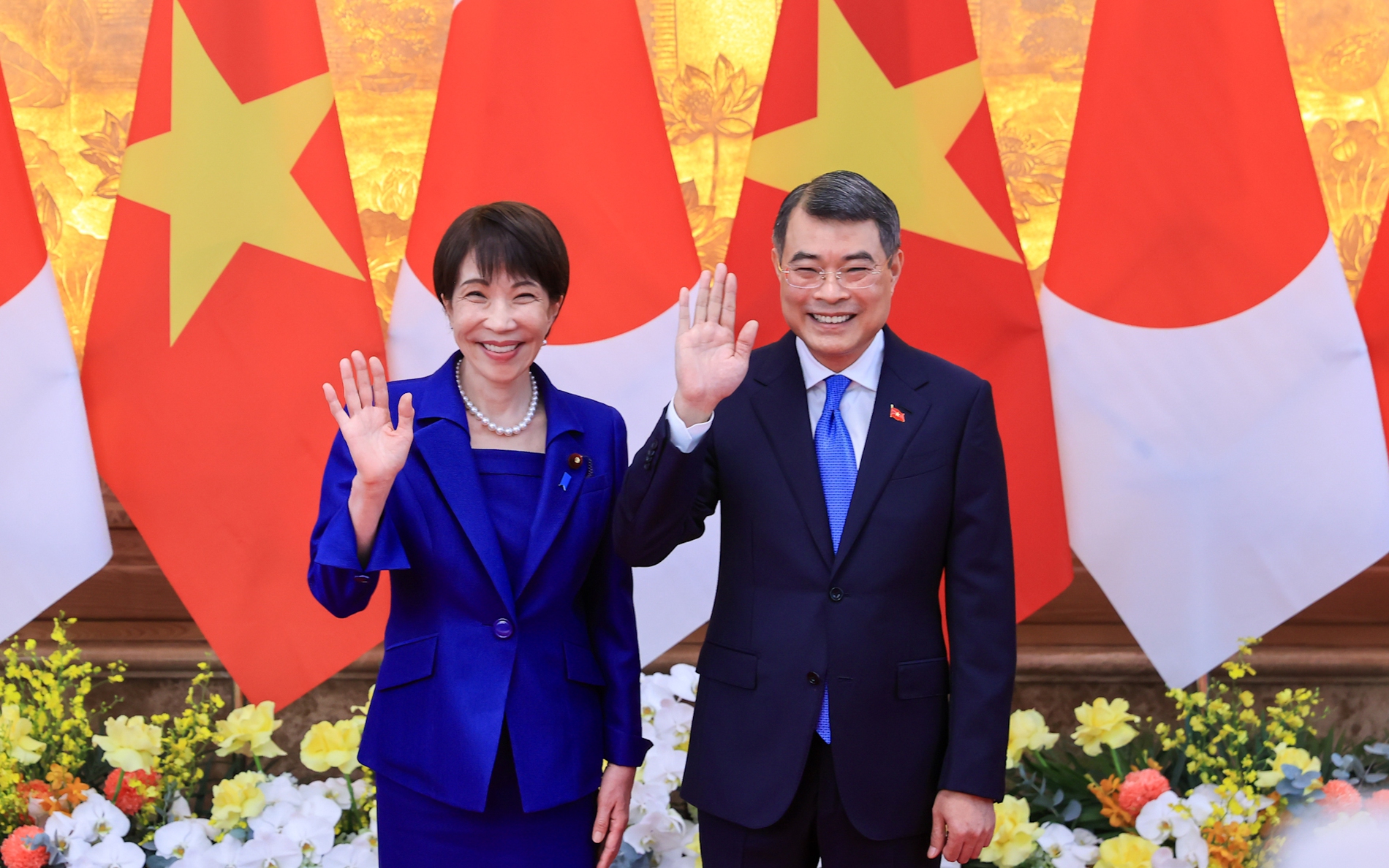日本首相高市早苗圆满结束对越南的正式访问