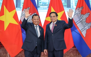 Thủ tướng Phạm Minh Chính hội kiến Chủ tịch Thượng viện Campuchia
