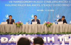 Thủ tướng Phạm Minh Chính chủ trì phiên toàn thể cấp cao Diễn đàn Kinh tế Việt Nam 2023