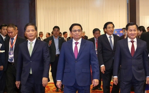Thủ tướng Phạm Minh Chính chủ trì phiên toàn thể cấp cao Diễn đàn Kinh tế Việt Nam 2023