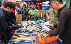 Lào Cai: Phát triển du lịch chợ phiên gắn với làng nghề truyền thống dân tộc thiểu số
