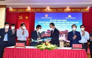 Thừa Thiên Huế và Vietnam Airlines ký thỏa thuận hợp tác toàn diện