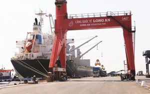 Phát triển cảng biển giúp hàng hóa xuất khẩu ĐBSCL 'cất cánh'