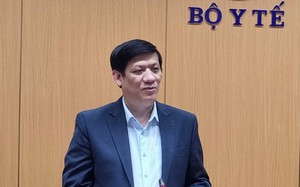 Vaccine phòng COVID-19 không thiếu, vậy tốc độ tiêm chủng chậm lại là do đâu?