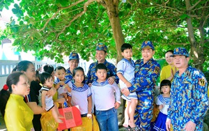 Bài 2: Trường Sa - Những nét đời thường giữa trùng khơi